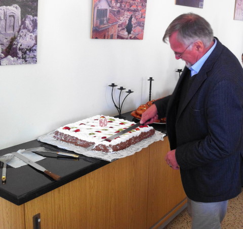 Rev Schmid Cutting the Cake