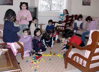 Girls Playing Games 